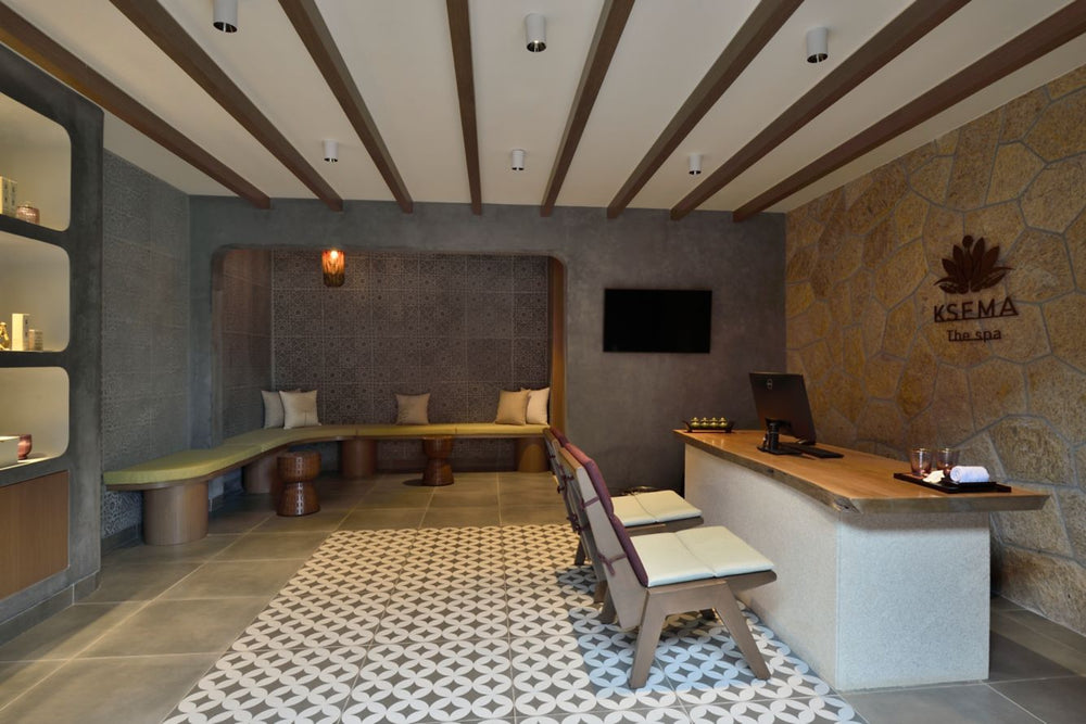 Mulberry Shades, Tribute Portfolio Hotel