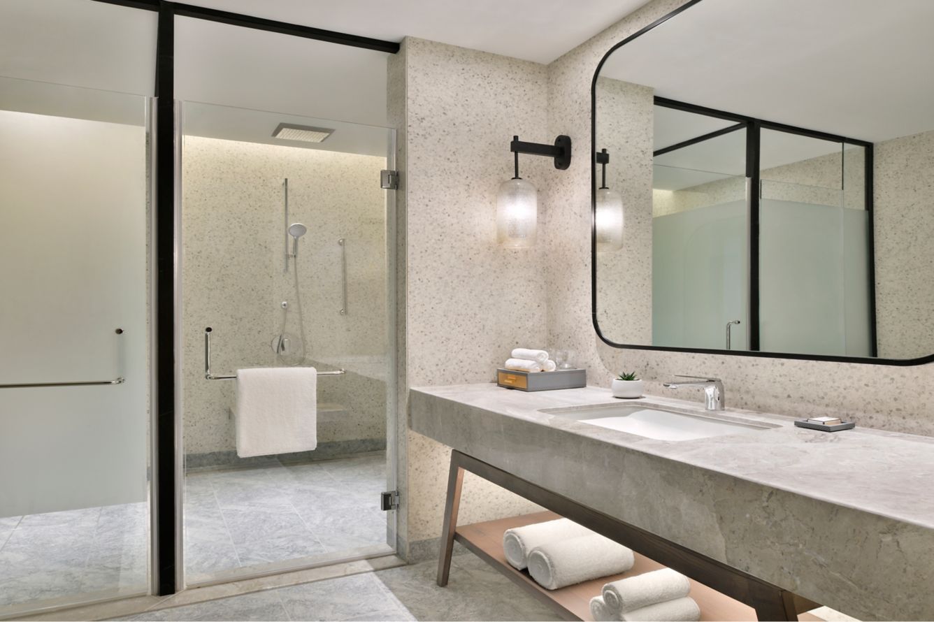 Mulberry Shades, Tribute Portfolio Hotel